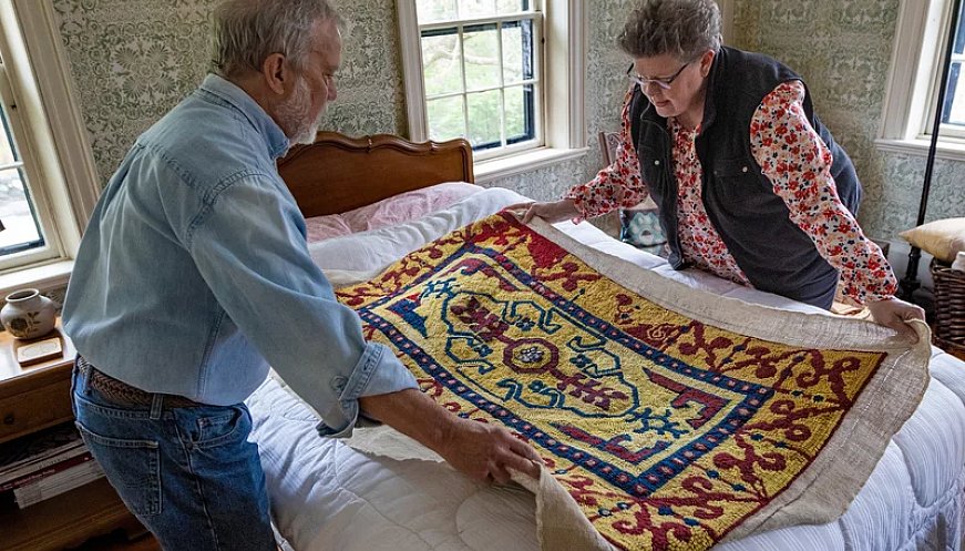 They Complete Unfinished Craft Projects With Love And Care